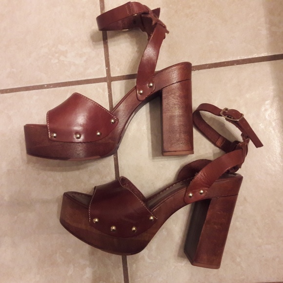 Kenneth Cole Shoes - Kenneth Cole / Leather /Retro Style/ Chunky Heels